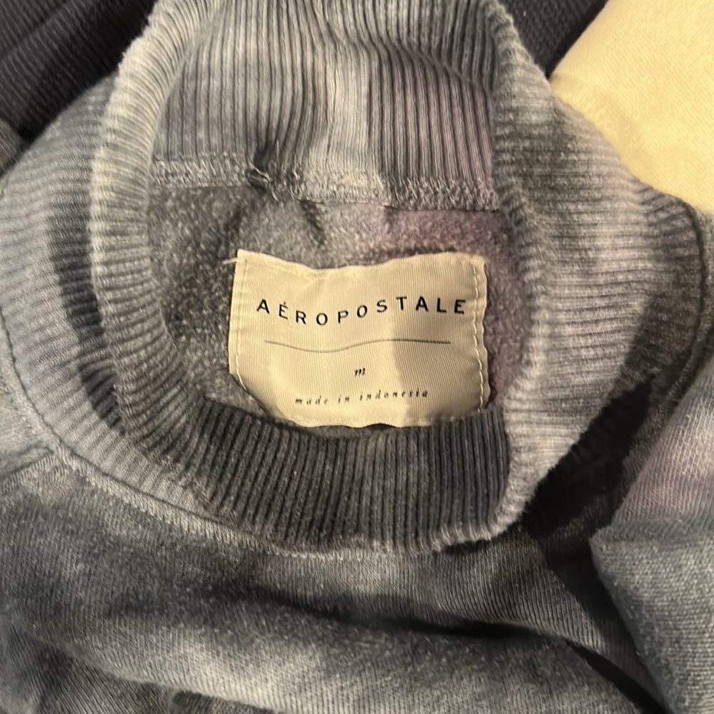 Aeropostale cropped sweatshirt/light long sleeve size medium women’s - Picture 6 of 7